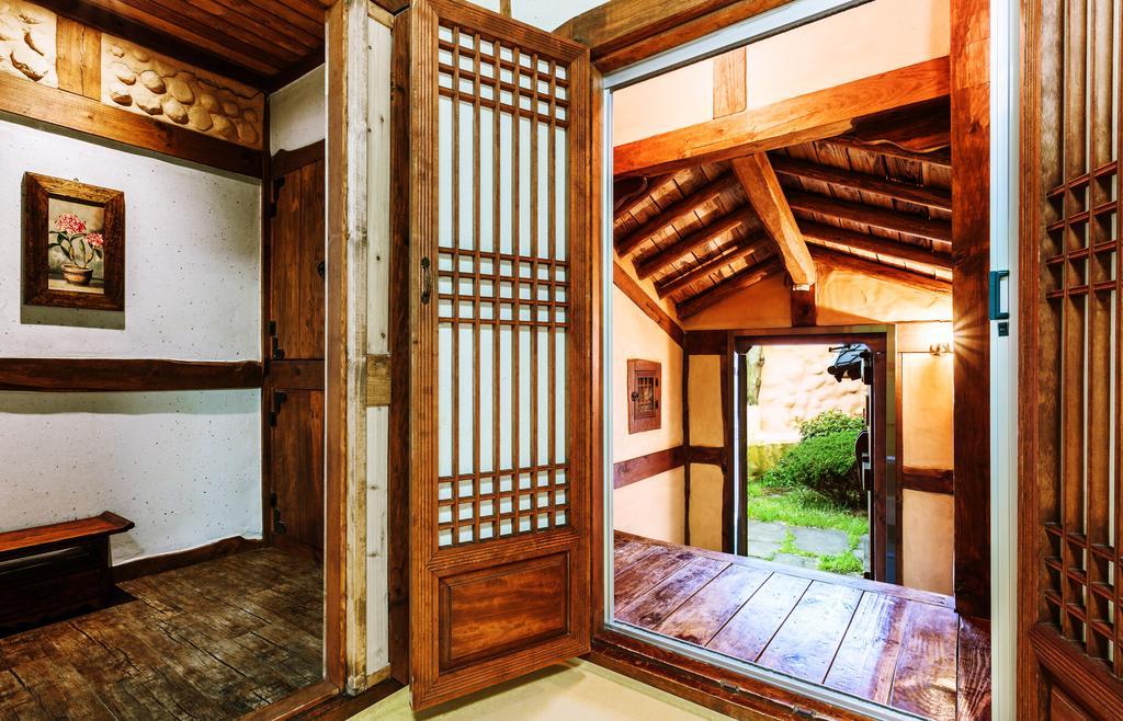 Auberge de jeunesse Kasan Tobang à Seogwipo Extérieur photo