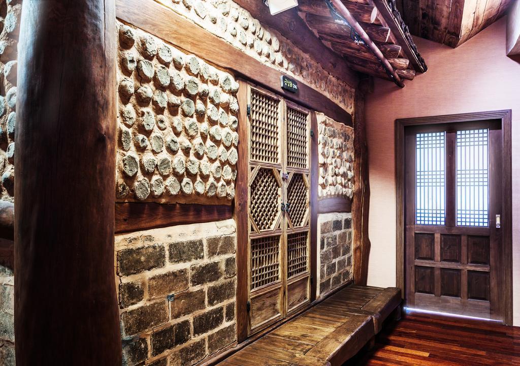 Auberge de jeunesse Kasan Tobang à Seogwipo Extérieur photo