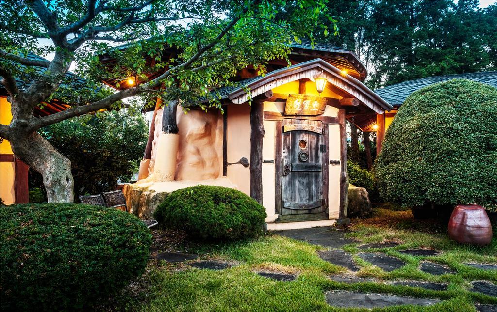 Auberge de jeunesse Kasan Tobang à Seogwipo Extérieur photo