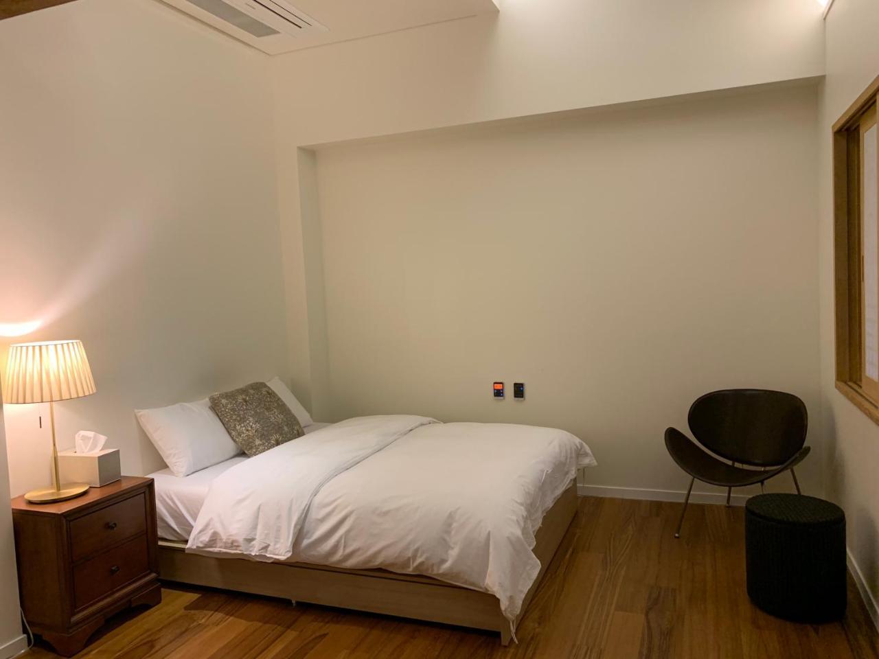 Auberge de jeunesse Kasan Tobang à Seogwipo Extérieur photo