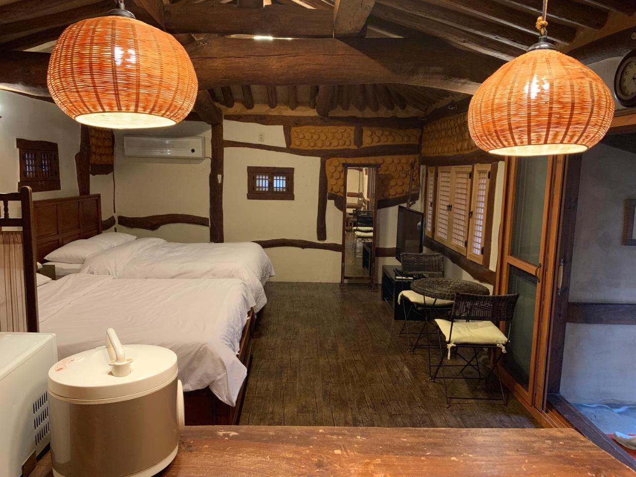 Auberge de jeunesse Kasan Tobang à Seogwipo Extérieur photo